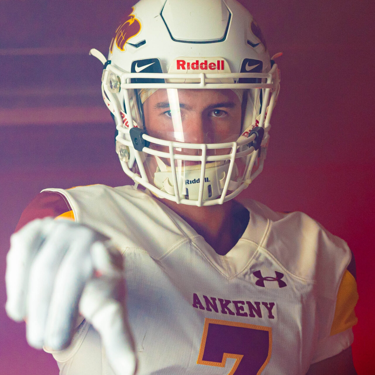 Sports-O-Zone Inks Deal with Riddell Partners to Fight MRSA Outbreaks in Professional, College, and High School Sports